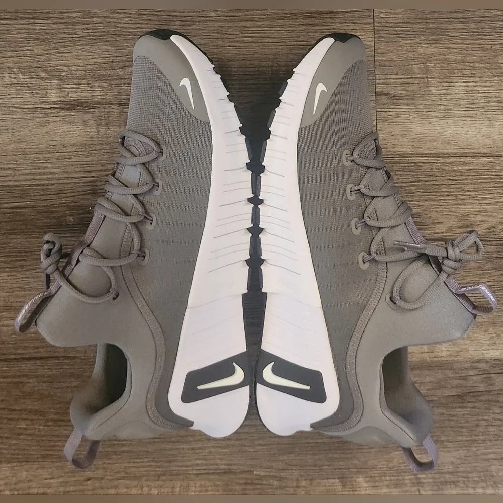 **NEW** Nike Free Metcon 6 TB Size 12 Gunsmoke Grey Gray Black White Men's Mens - Picture 8 of 11